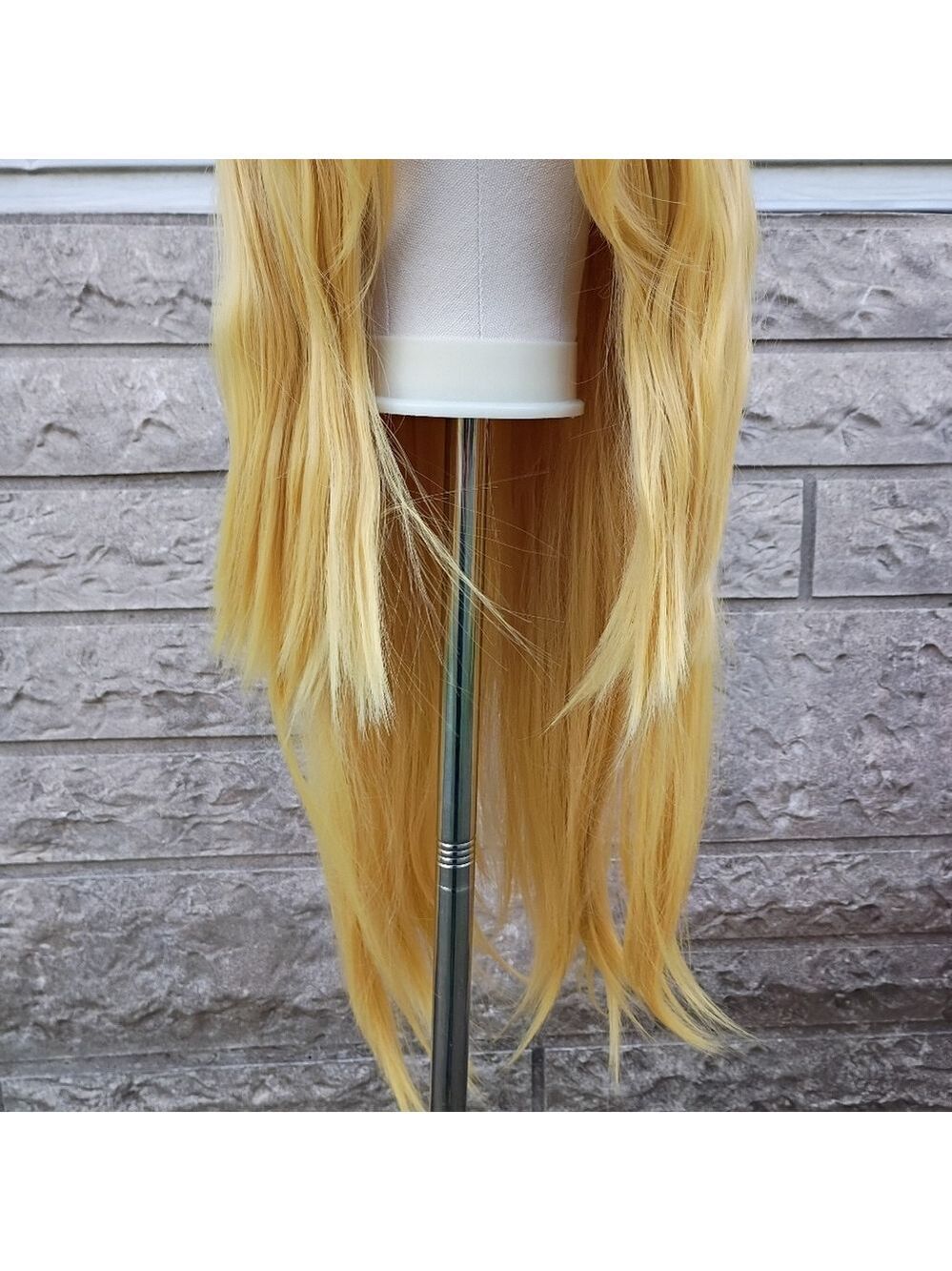 2/$20 Long Blonde Yellow Synthetic Wig 33 Inch - Picture 3 of 9